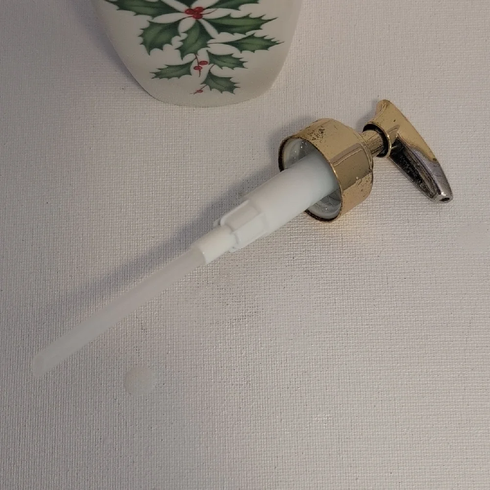 Lenox Christmas Holiday Dimensions Soap/Lotion Dispenser Holly Berries Design